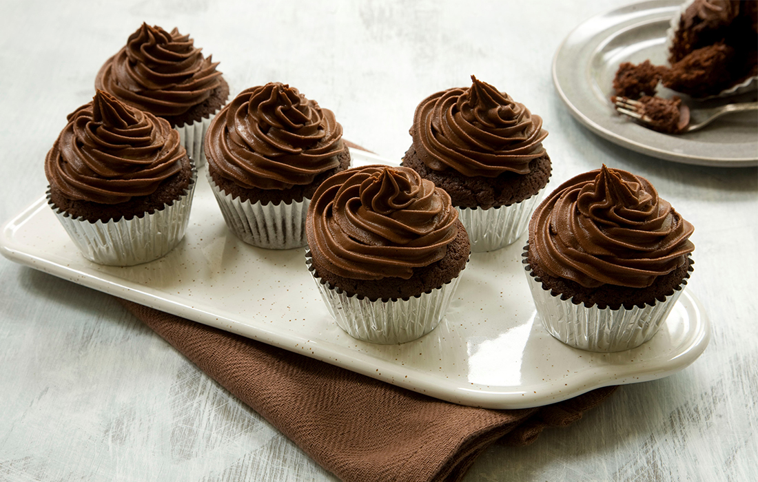 Choc Fudge Cupcakes For Alzheimer's Cupcake Day - My Weekly